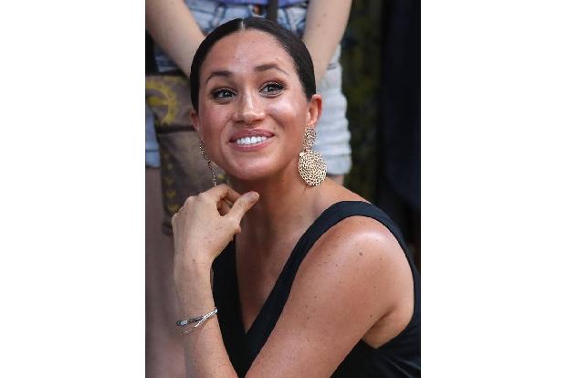 Oktober: Der Gerichtsprozess, den Meghan mit ihrer Klage gegen die 'Mail on Sunday' angestoßen hat, nachdem die Zeitung eine...