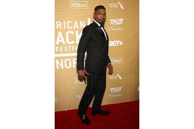 Hollywoodstar Jamie Foxx reiste kurz nach George Floyds Tod nach Minneapolis, um auf einer Kundgebung zu sprechen. Einige ta...