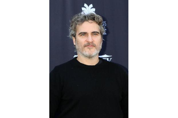 Seine Darstellung des 'Joker' war DAS Gesprächsthema in Hollywood 2019. Dafür gab es für Joaquin Phoenix einen Golden Globe ...