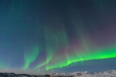 In den klaren Winternächten Norwegens lassen sich die beeindruckenden Polarlichter bestaunen. Eine absolute Top-Adresse dafü...