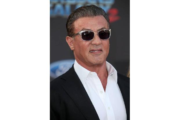 ...waren auch Schuld an den Fake News, Sylvester Stallone sei an Prostatakrebs gestorben. Das Gerücht hatte bereits Ende 201...