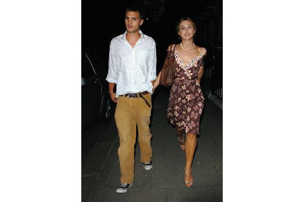 ...für die schöne Schauspielerin perfekt. Von 2003 bis 2005 war sie mit einem Kollegen zusammen, der erst Jahre später durch...