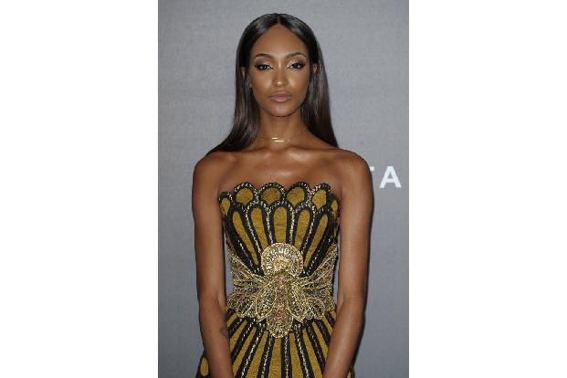 ...auch Jourdan Dunns Sohn Riley mit einer ernsthaften Krankheit leben. Der Kleine leidet unter Sichelzellenanämie, durch di...