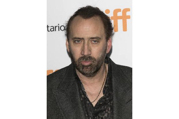 ...Nicolas Cage Joe Exotic spielen, der mit exotischen Tieren handelt und einen Krieg gegen seine Konkurrentin Carole Baskin...