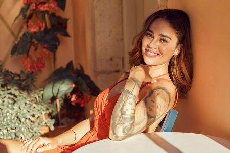 Melissa vergibt dieses Jahr Rosen an Single-Männer.