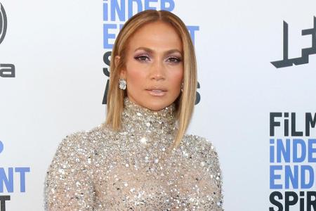 Mit Mode und Parfum baute sich Jennifer Lopez ein weiteres Standbein auf. Die Sängerin und Schauspielerin brachte zahlreiche...