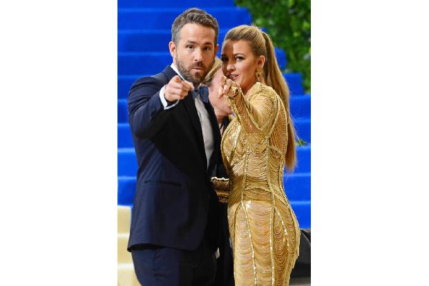 ...sind die beiden eines der schönsten und glamourösesten Pärchen Hollywoods - das stets den Schalk im Nacken hat. Man darf ...