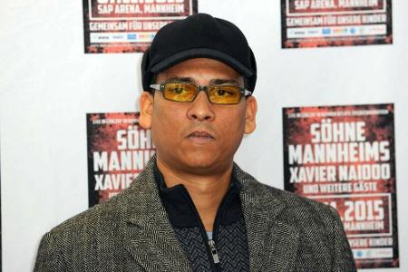 Xavier Naidoo gehört ebenfalls zur Führungselite der deutschen Anti-Corona-Fraktion. Der Sänger fiel schon zuvor mit antisem...