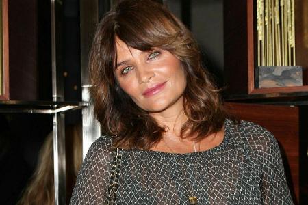 Helena Christensen zelebriert am ersten Weihnachtsfeiertag ihren 52. Geburtstag. Ob das einstige Supermodel sexy unter dem C...