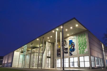 Herbstzeit ist Kino- und Museumszeit. Das Deutsche Museum in München ist weltweit bekannt. Die Einheimischen besuchen aber a...