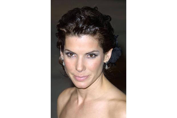 ...zum Beispiel Sandra Bullock. Vielen ist diese Beziehung vielleicht nicht mehr wirklich bewusst, aber die Oscargewinnerin ...