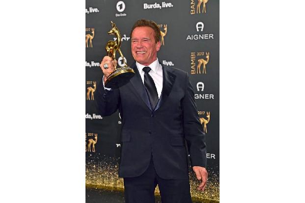 ...Berühmtheit hat auch der Seitensprung von Arnold Schwarzenegger erlangt. 1997 hatte er eine Affäre mit der Haushälterin, ...