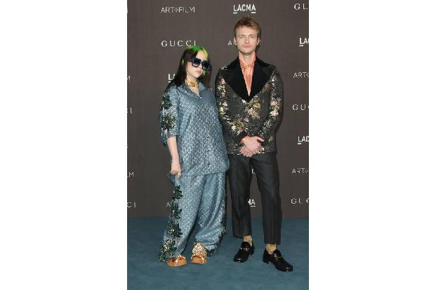 …liegt bei Billie in der Familie. Ein Blick auf ihren Bruder Finneas ist Beweis genug. Grün ist übrigens…