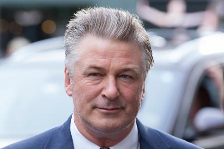 Alec Baldwin gab sein Wissen ebenfalls weiter. Der dreifache Golden-Globe-Gewinner leitete 2002 einen Schauspielkurs am Sout...