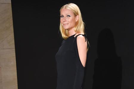 Kurzum, diese Frau hat den Zenit längst noch nicht überschritten, was sie auch bei Modeschauen des Designers Tom Ford 2015 i...