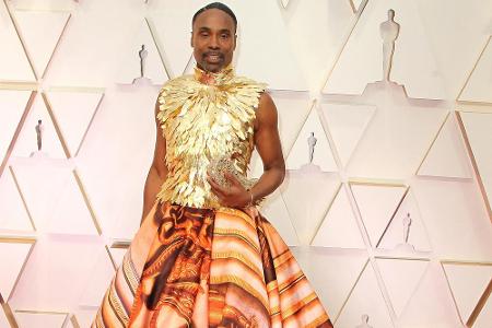 Für einen spektakulären Auftritt sorgte einmal mehr Billy Porter. Das Outfit des 