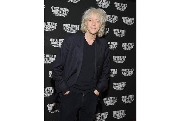 Eines der bekanntesten Charity-Songs ist zweifellos 'Do They Know It's Christmas' von Band Aid, angeregt durch Bob Geldof. S...