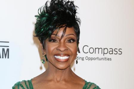 Soul-Sängerin Gladys Knight (75) summte als Biene über die Bühne! Die mehrfache Grammy-Gewinnerin, die seit den 1950er Jahre...