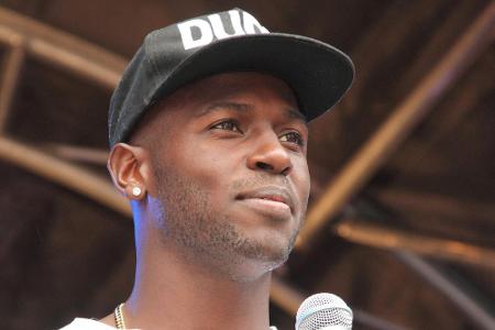 Noch ein NFL-Footballspieler gehörte zum Kandidatenfeld: Antonio Brown (31) ist immer noch aktiv und läuft für die Oakland R...