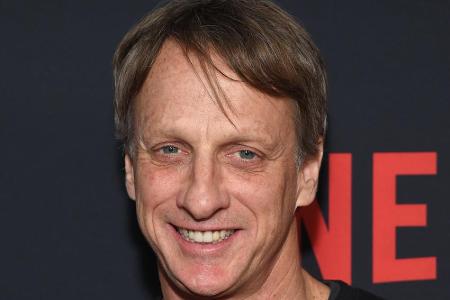Skateboard-Ikone Tony Hawk (51) überraschte im futuristischen 