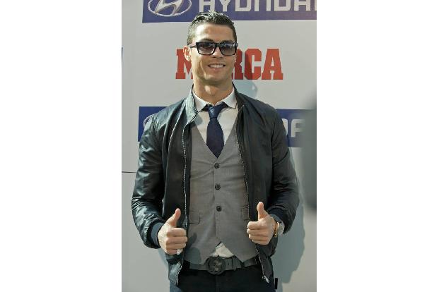 Obwohl er mit 176 Millionen Followern der am meisten gefolgte Star auf Instagram ist, reicht es finanziell auf Social Media ...