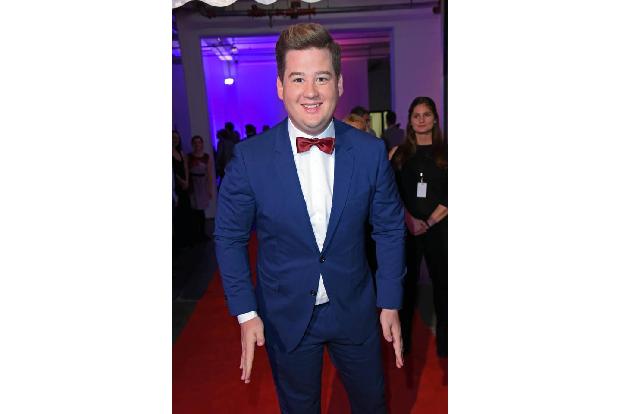 ...Chris Tall keine Chance, der ebenfalls in der Kategorie nominiert war. 2013 hatte er den RTL Comedy Grand Prix erhalten, ...