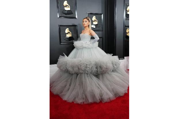 Ariana Grande gab frank und frei zu, Tiere mehr zu lieben als Menschen. Da ist es nur natürlich, ersteres nicht zu essen. (z...