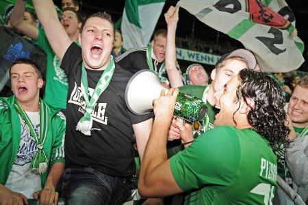 Nicht nur durch seine fußballerischen Künste, sondern auch durch seine sympathische Art wurde Pizarro zur absoluten Werder-K...