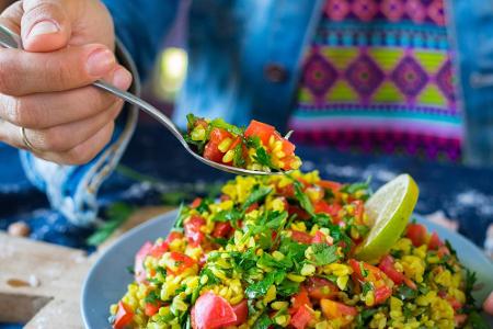 In Sachen Essen an heißen Tagen können wir uns gut an der Ernährungsweise von Regionen orientieren, in denen es durchgehend ...