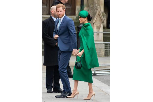 Harry und Meghan wollen mit ihrer Stiftung 'Archewell' (ihr Sohn heißt Archie) Gutes tun. Was genau mit der gemeinnützigen O...