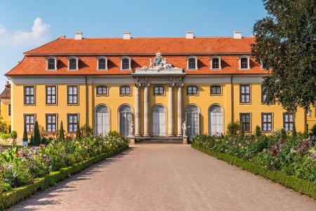Wie Quedlinburg liegt auch Dessau-Roßlau in Sachsen-Anhalt. Aus der Zeit, in der die Stadt Residenz des Fürsten- und Herzogt...