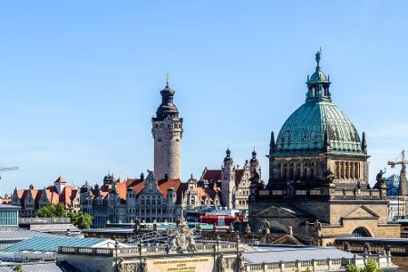 In Sachsen liegt ebenfalls die Messestadt Leipzig, die wegen ihrer internationalen Ausrichtung kosmopolitisches Flair verspr...
