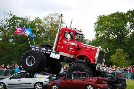Monster-Trucks haben nur einen Zweck: Zuschauer mit ihrer Kraft und Gewalt zu begeistern.