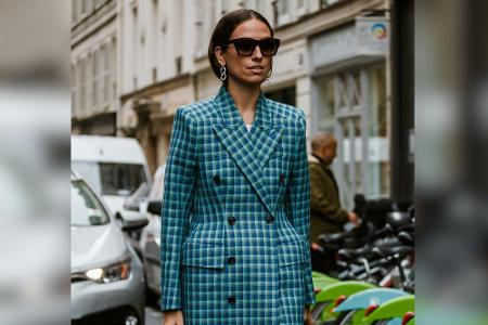 Mit auf den Leib geschneiderten Outfits lässt sich Eindruck schinden. Wer sich das Geld für die Änderungsschneiderei sparen ...