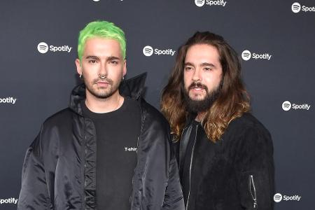 Bekannt wurde er als glattrasierter Teenager, doch seit einigen Jahren trägt Tom Kaulitz Vollbart zu seinen langen Haaren. Z...