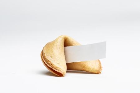 In China-Restaurants gehören sie dazu wie das Bier im deutschen Wirtshaus. Besonders gefeiert wird der Glückskeks, in dem we...