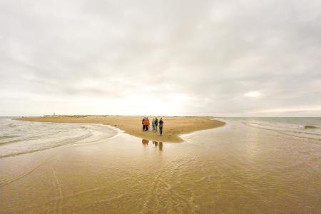 Im Norden Dänemarks wartet ein einzigartiges Naturszenario auf Urlauber. Grenen ist die nördlichste Spitze von Jütland. Auf ...