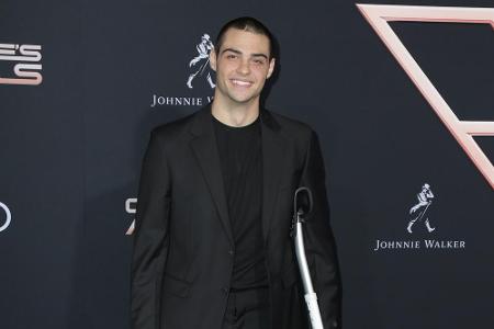 Schauspieler Noah Centineo trennte sich im April von Internet-Star Alexis Ren - nach einem gemeinsamen Jahr. Der Netflix-Lie...
