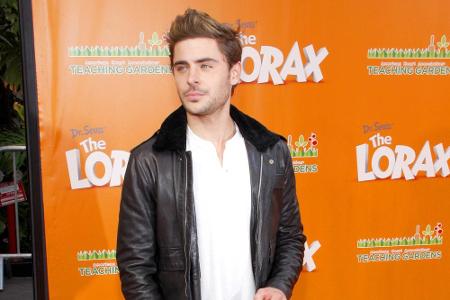 Zac Efron (28) kann die Damenwelt trotz seiner 1,73 Meter nicht widerstehen.