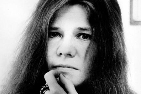Auch Folk-Rockerin Janis Joplin wurde nur 27 Jahre alt. Sie starb am 4. Oktober 1970 an einer Überdosis Heroin und Alkohol. ...