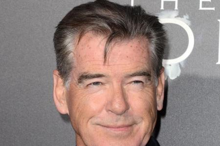 Durch die Adern ihres Schauspielkollegen Pierce Brosnan (64) fließt hingegen irisches Blut. Doch auch der Ex-