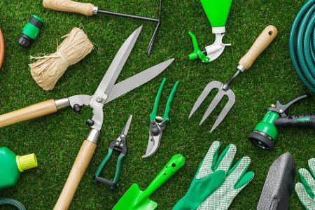 Platz 2: Das schöne Wetter macht zudem Produkte für Garten und Balkon beliebter. Die Nachfrage nach Gartenwerkzeug und Grill...