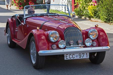 Eine klassische Karosserie bietet diese Auto-Legende: Der Morgan 4/4 setzt dem Cabrio-Erlebnis die Krone auf.