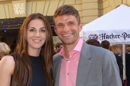 Thomas Müller und seine Frau Lisa sind schon lange glücklich