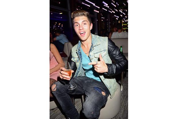 ...Joey Heindle. Bevor er das Zepter im Januar 2013 mit aus dem Dschungel brachte, war er glücklich liiert und wollte seine ...