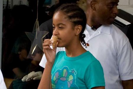 Malia trug wilde Haare (2009)...