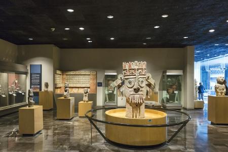 Auch in Mexiko: das National Museum of Anthropology. Seit den 60er-Jahren können hier Besucher in die Archäologie und die Ge...