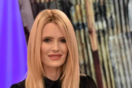 Im Juli 2016 platzte die Bombe: Nach 16 Ehe-Jahren trennten sich Mirja (42) und Sky du Mont (70) einvernehmlich. Im April 20...