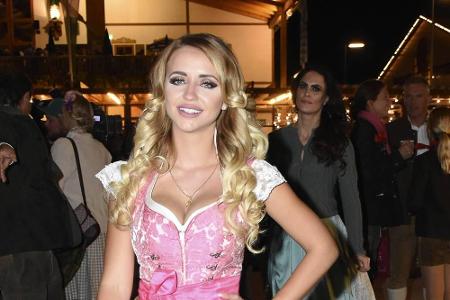 Auch Cathy Lugner (28, gebürtige Schmitz) aka 