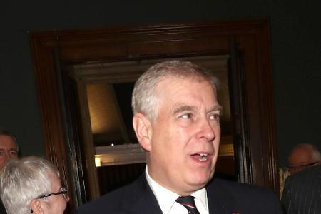 Im Zuge der Epstein-Ermittlungen brodelte es auch im britischen Königshaus: Prinz Andrew (59) soll in den Missbrauchsskandal...